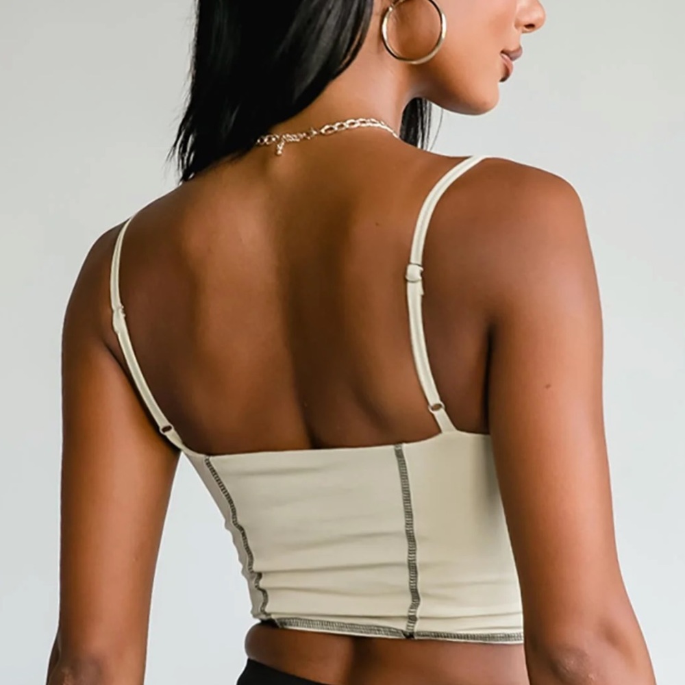 Princess Polly Leilani Top size 8 - Picture 4 of 7